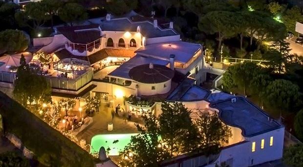 Byblos Club Riccione, la notte dei turisti