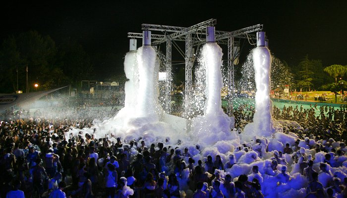 Gabry Ponte, Eiffel 65 e Prezioso protagonisti del sabato dell'Aquafan di Riccione