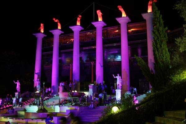 Baia Imperiale, penultimo giovedì notte d'Europa