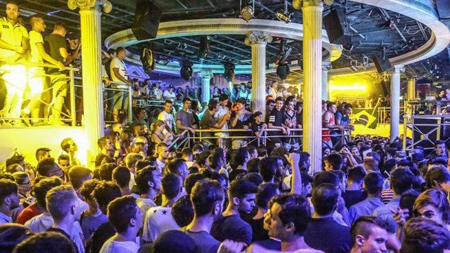 Discoteca Baia Imperiale di Gabicce Mare, La Troya Amnesia Ibiza