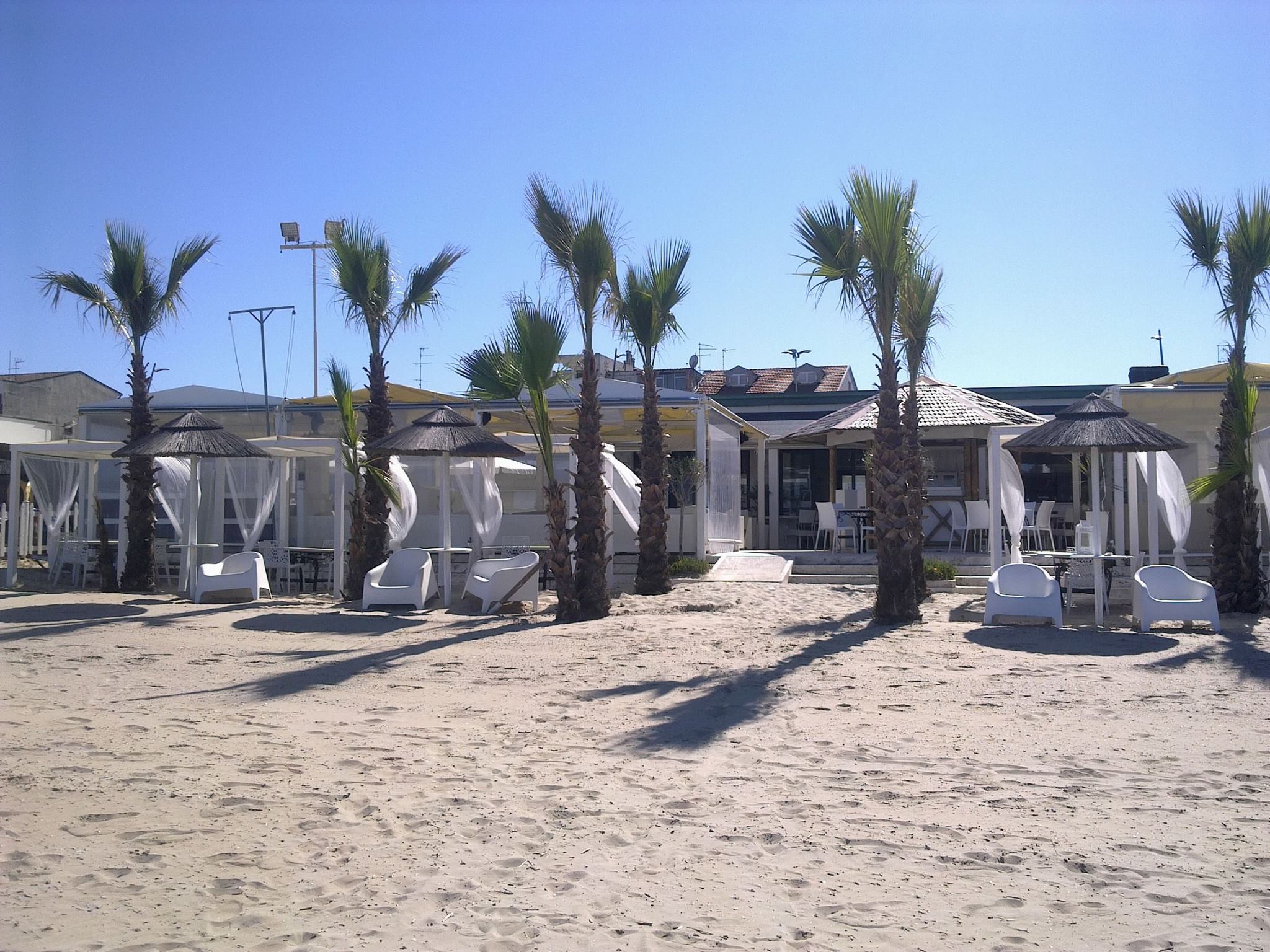 Batik Beach Club Civitanova Marche, speciale addio nubilato - celibato