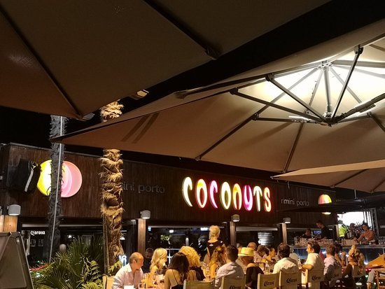 Ultimo sabato notte di agosto al Coconuts di Rimini