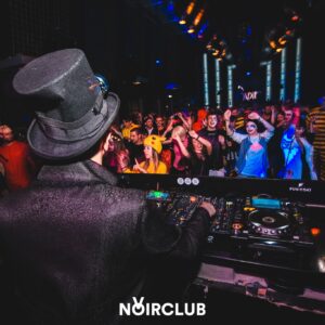 Discoteca Noir, Favela Chic di Carnevale