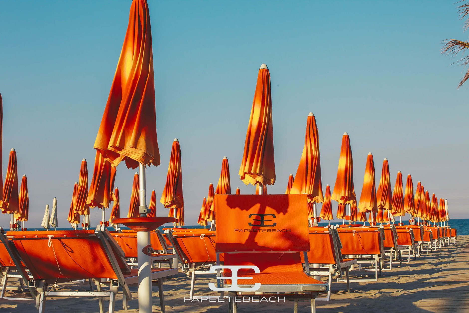 Il ballo in spiaggia Papeete Milano Marittima