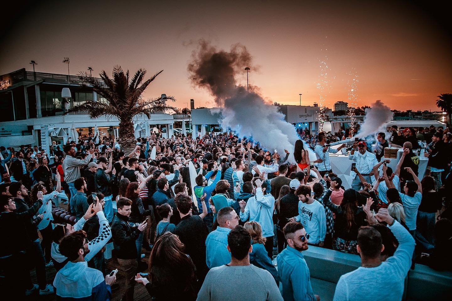 Samsara Riccione si balla in spiaggia