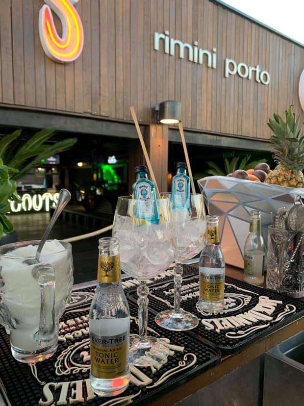 Coconuts Rimini, musica drink e food