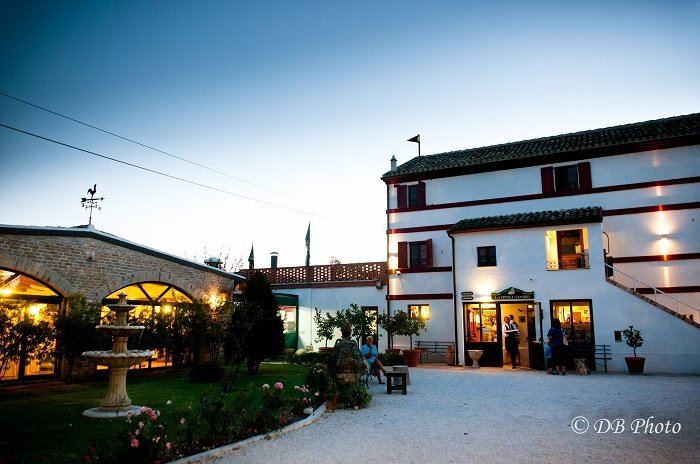 Ristorante La Cipolla D'Oro di Porto Potenza, inizia il week end