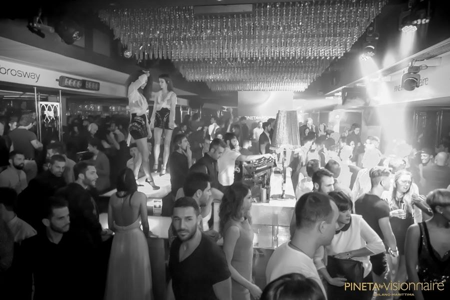 La serata Vip d'Italia alla discoteca Pineta di Milano Marittima