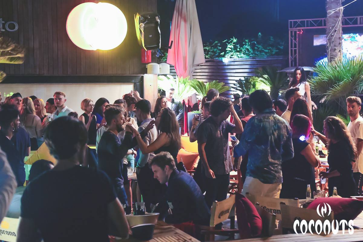 Summer Mood 2021 al Coconuts Club di Rimini