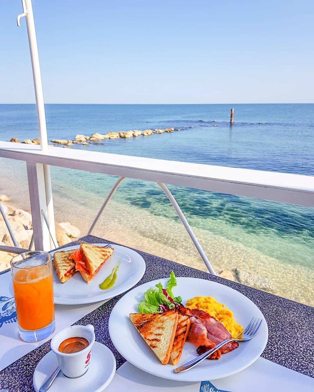 Fabrizio Fattori allo Chalet Beach Marina di Montemarciano