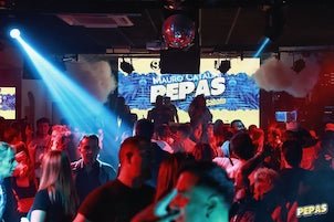 Pepas party di Dicembre al Bollicine discoteca di Riccione