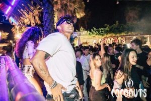 Inizia la Settimana più calda dell'estate alla Discoteca Coconuts di Rimini