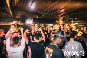 Inizio di Settimana scoppiettante alla Discoteca Coconuts di Rimini