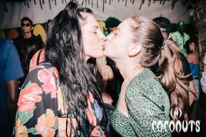 La Notte Esplosiva della Discoteca Coconuts di Rimini