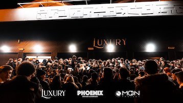 Uno spettacolare Luca Dorigo in consolle al Luxury Club di Porto San Giorgio