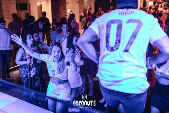 Domenica 4 Agosto al Coconuts di Rimini