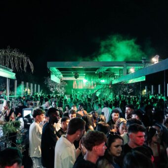 Hola Chica di Ferragosto alla Discoteca La Terrazza San Benedetto