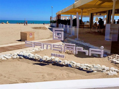 Il lunedì del Samsara Beach con la festa sulla spiaggia